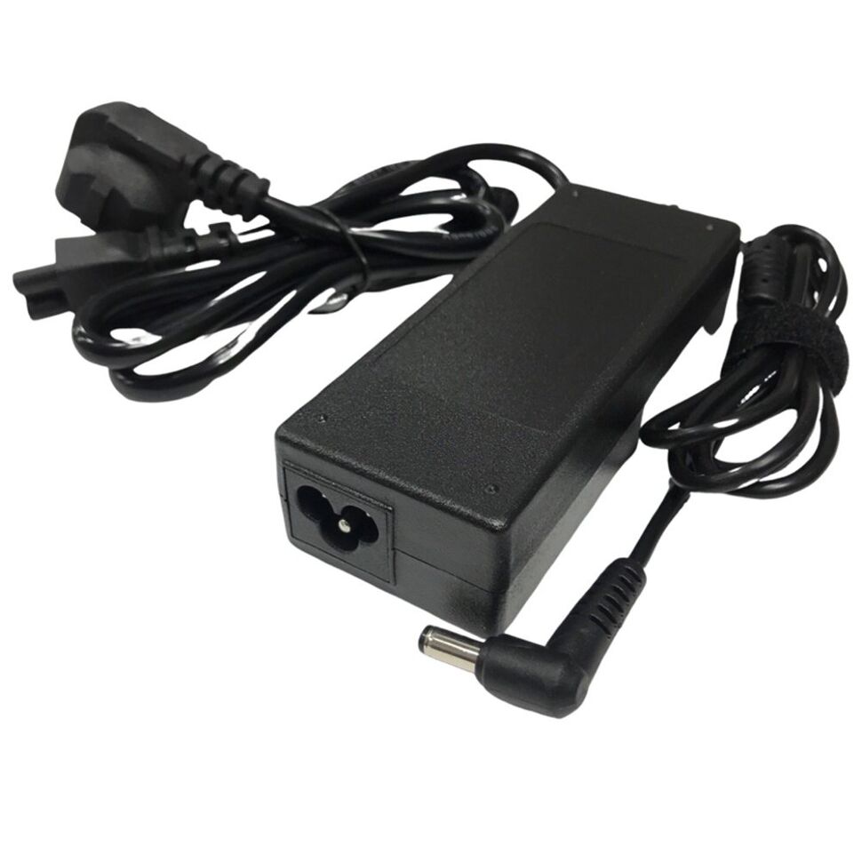 Блок живлення для ноутбука Toshiba 75W 19V 3.95A (штекер 5.5*2.5 мм) Блок живлення для ноутбука Toshiba 75W 19V 3.95A (штекер 5.5*2.5 мм)