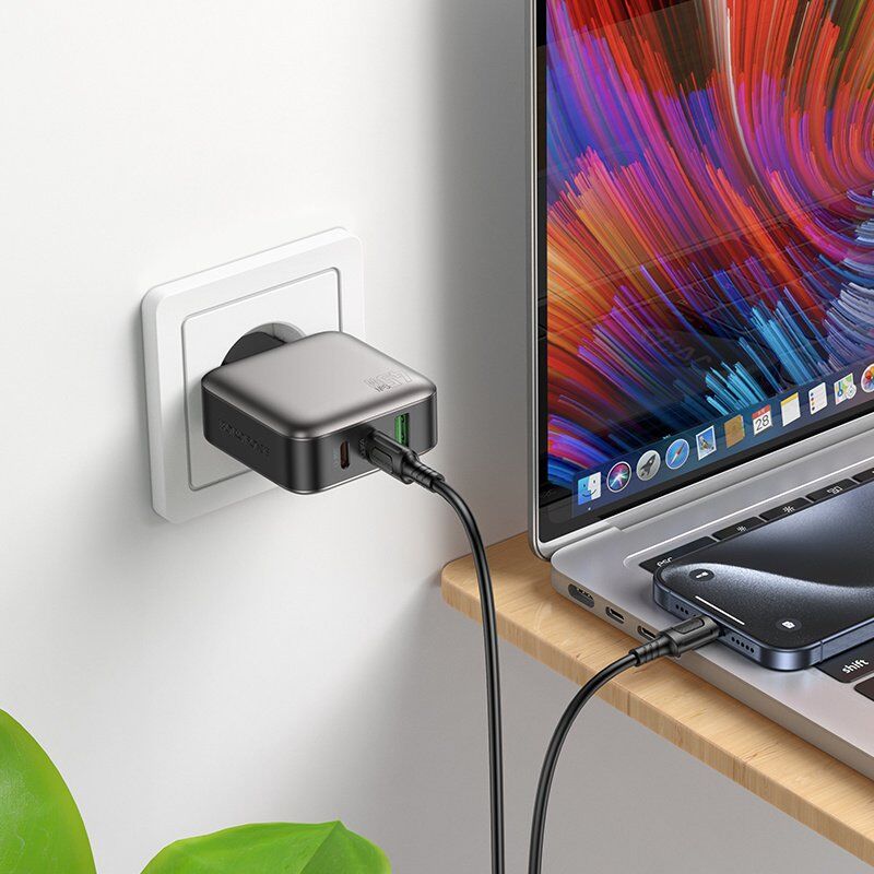 Мережевий зарядний пристрій BOROFONE BAS56A 2 TYPE-C PD 45W + USB QC3.0, чорний Мережевий зарядний пристрій BOROFONE BAS56A 2 TYPE-C PD 45W + USB QC3.0, чорний