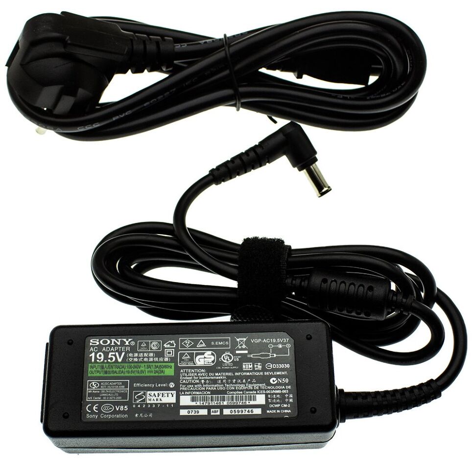 Блок живлення для ноутбука Sony 40W 19.5V 2A (6.5*4.4 мм, з центральною голкою) Блок живлення для ноутбука Sony 40W 19.5V 2A (6.5*4.4 мм, з центральною голкою)