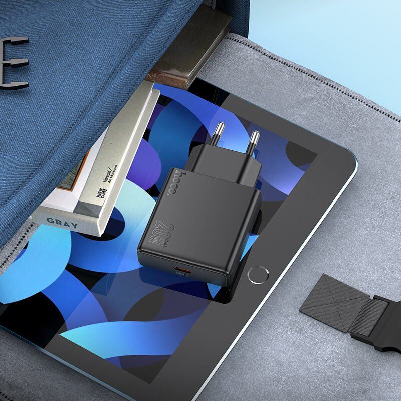 Мережевий зарядний пристрій HOCO N37 TYPE-C PD 20W, ЧОРНИЙ